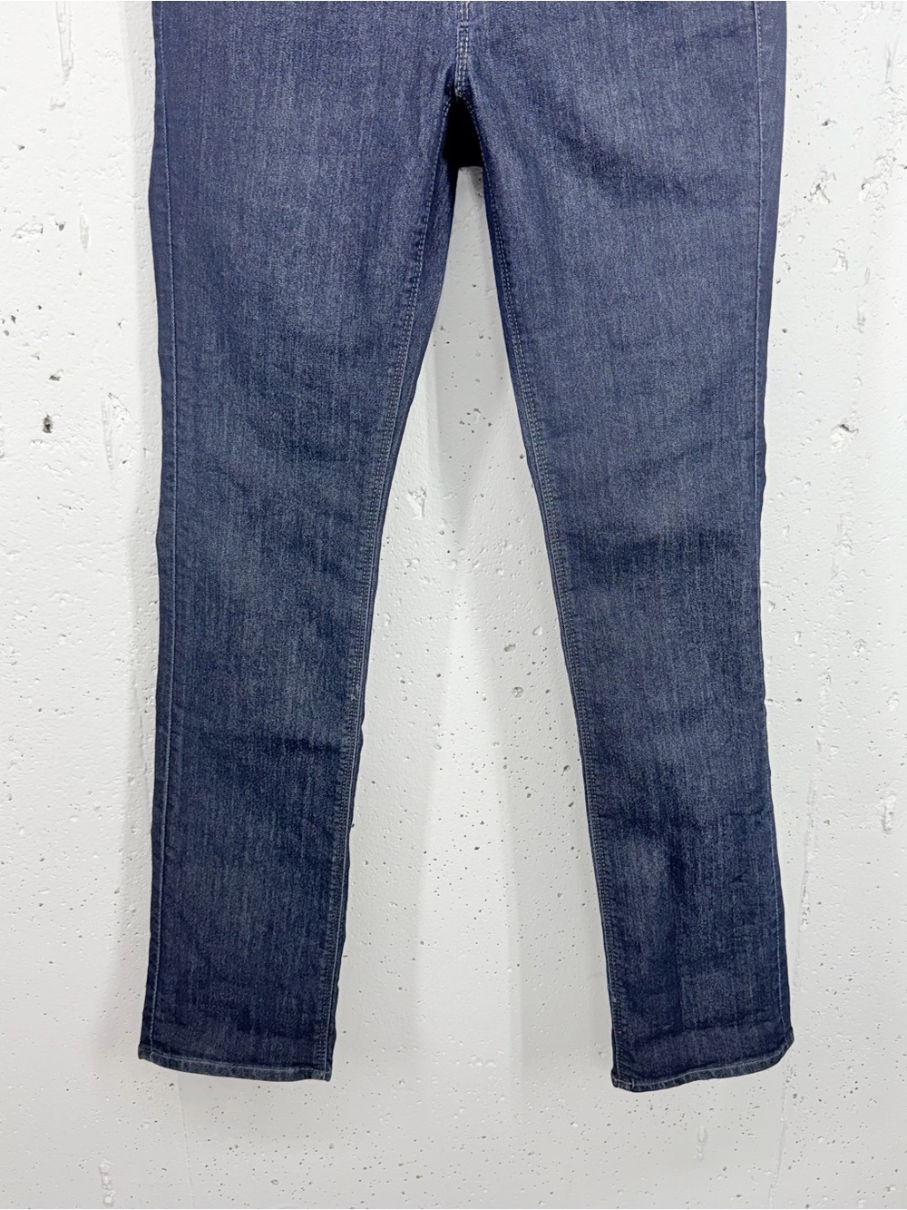 Ann Taylor Women’s size 4 Modern Fit Slim Straight Dark Wash Jeans - Picture 4 of 11